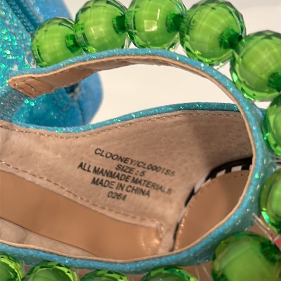 ✨ Betsey Johnson “Clooney” Beaded Zebra Floral Heels – Size 5 – NWOT ✨ - Picture 6 of 9